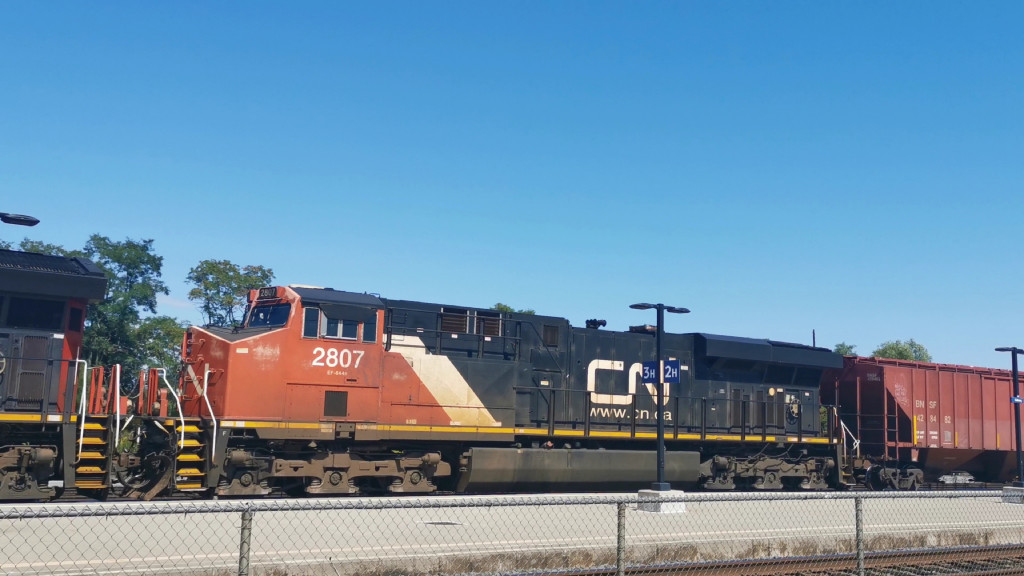 CN 2807